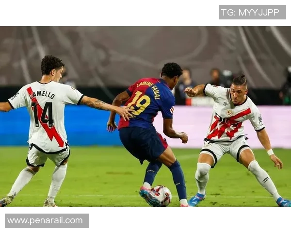 西甲激战：拜仁绝杀多特蒙德全场沸腾精彩战报回顾