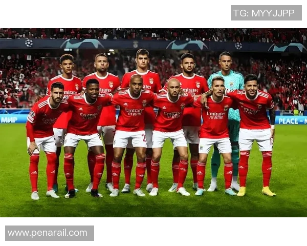 西甲焦点战曼联与AC米兰战平红牌事件引发全场热议 西甲焦点战曼联与AC米兰战平红牌事件引发全场热议