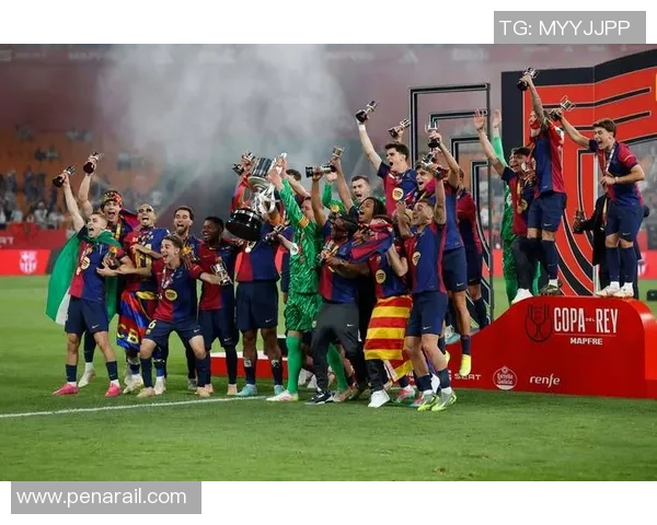 国王杯焦点战巴萨与巴黎圣日耳曼战平帽子戏法点燃全场激情 国王杯焦点战巴萨与巴黎圣日耳曼战平帽子戏法点燃全场激情